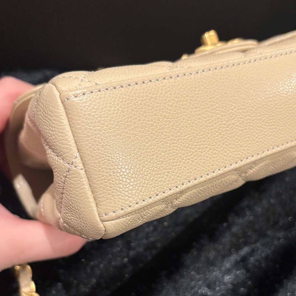 CHANEL 2025 BEIGE SMALL CC CHAIN FLAP BAG - Picture 7 of 11